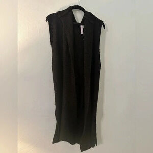 Francesca’s Long Hooded Sleeveless Cardigan Size Medium Black NWT